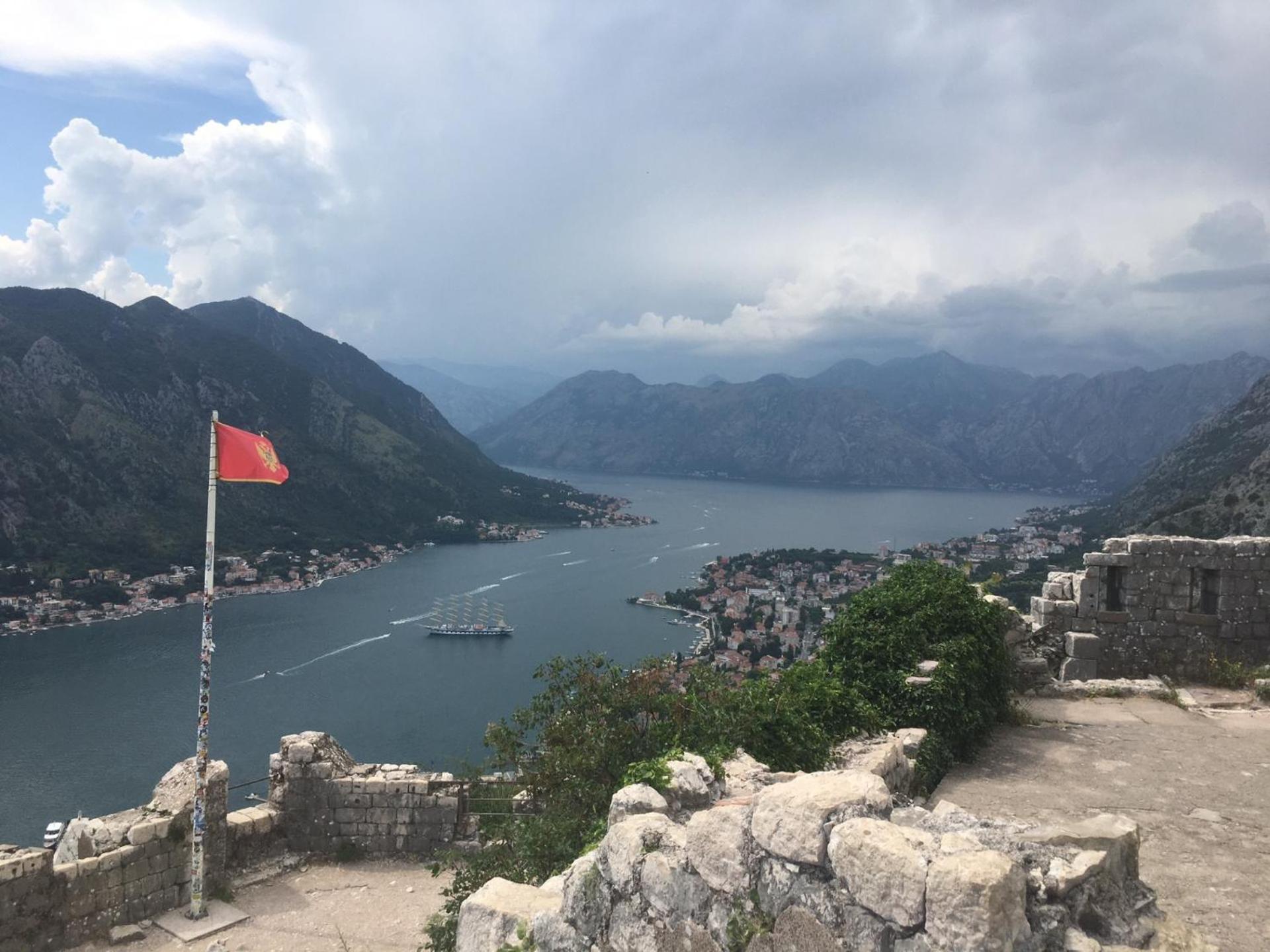 Charming Apartment In Kotor Exteriör bild
