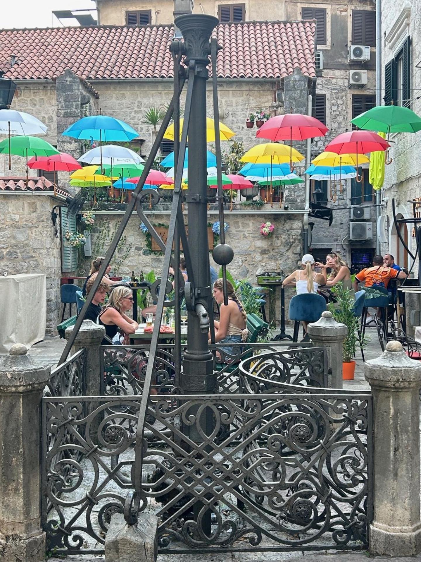 Charming Apartment In Kotor Exteriör bild