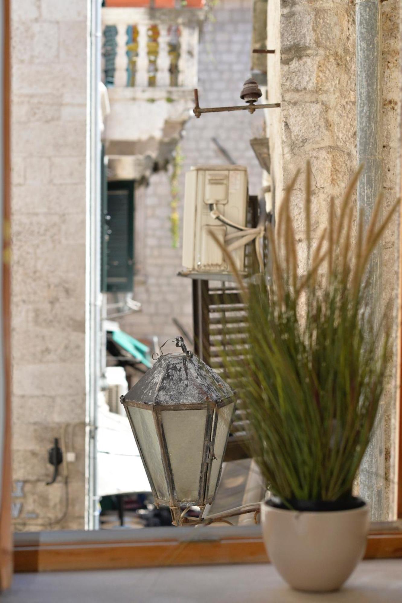 Charming Apartment In Kotor Exteriör bild